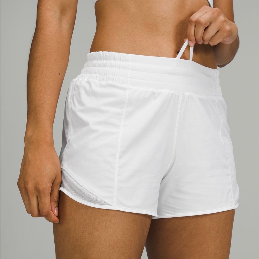 Lululemon Hotty Hot Lined Shorts 4 inch (tall)
